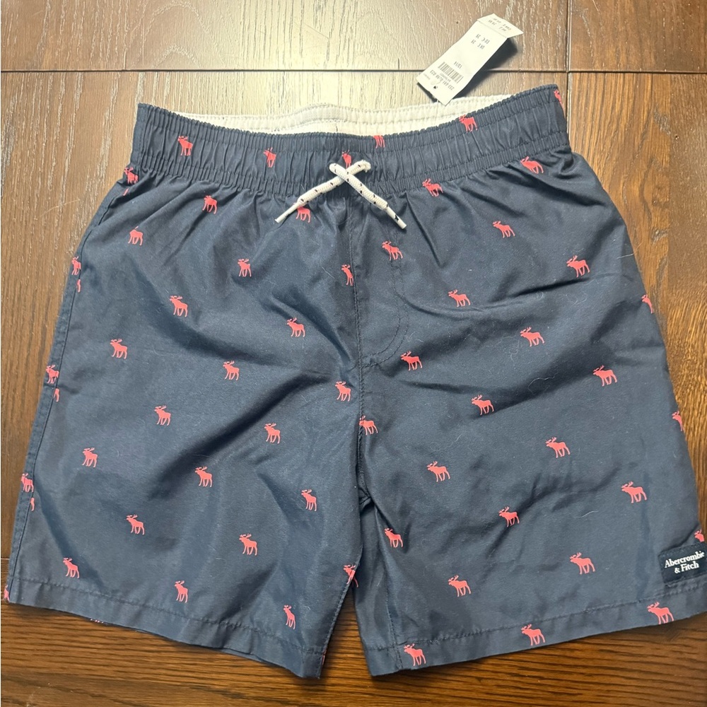 Abercrombie and Fitch NWT boys swim trunks. Lined size 13/14